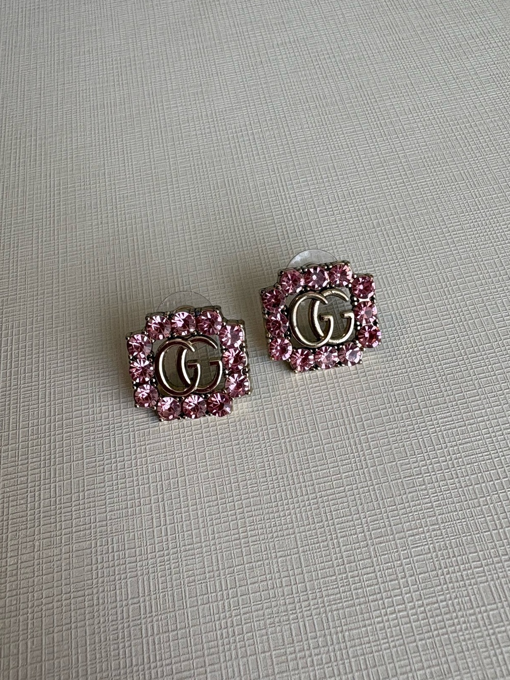 Fashion G Stud Earrings